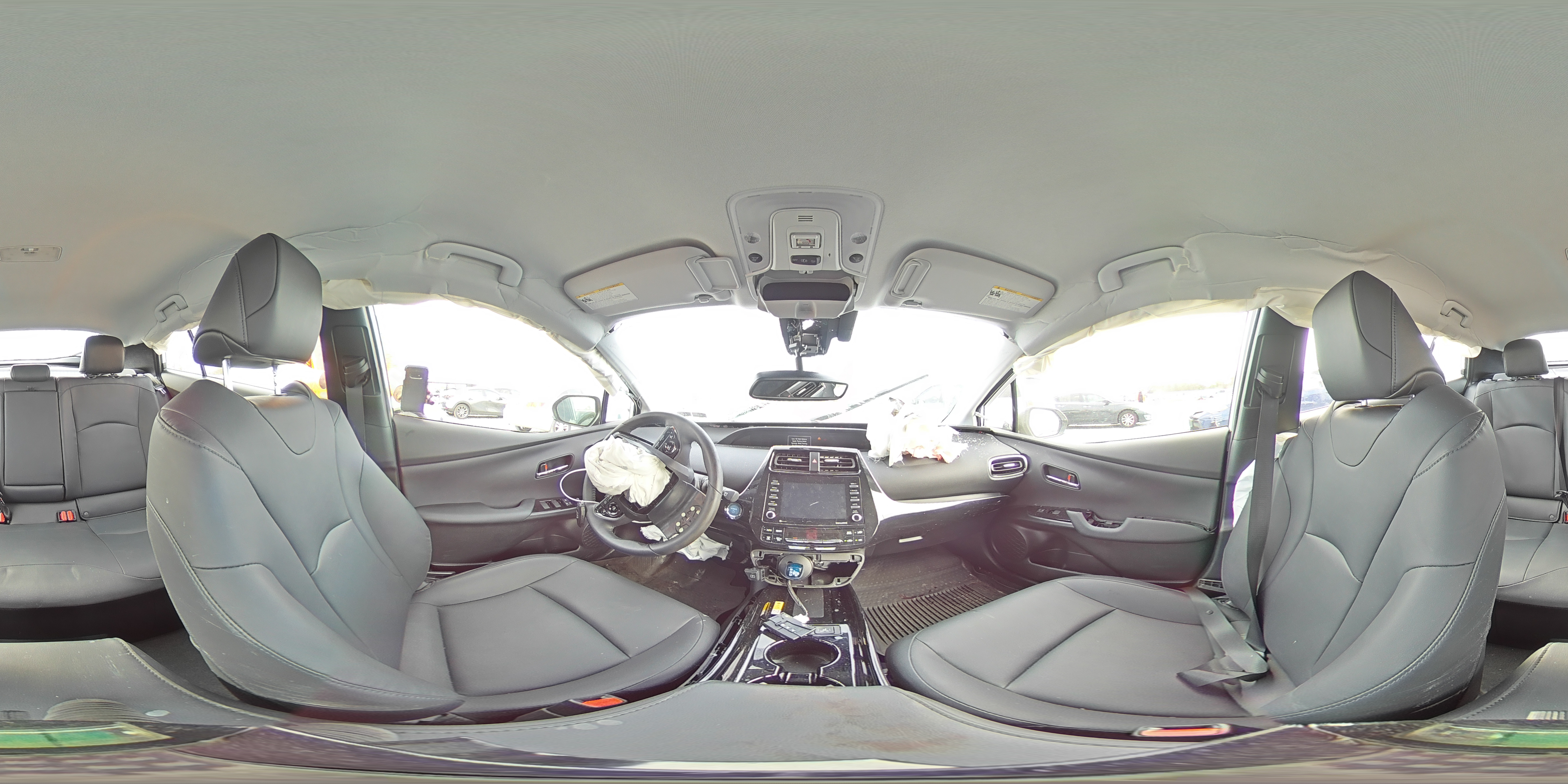 2022 Toyota Prius - Image 13