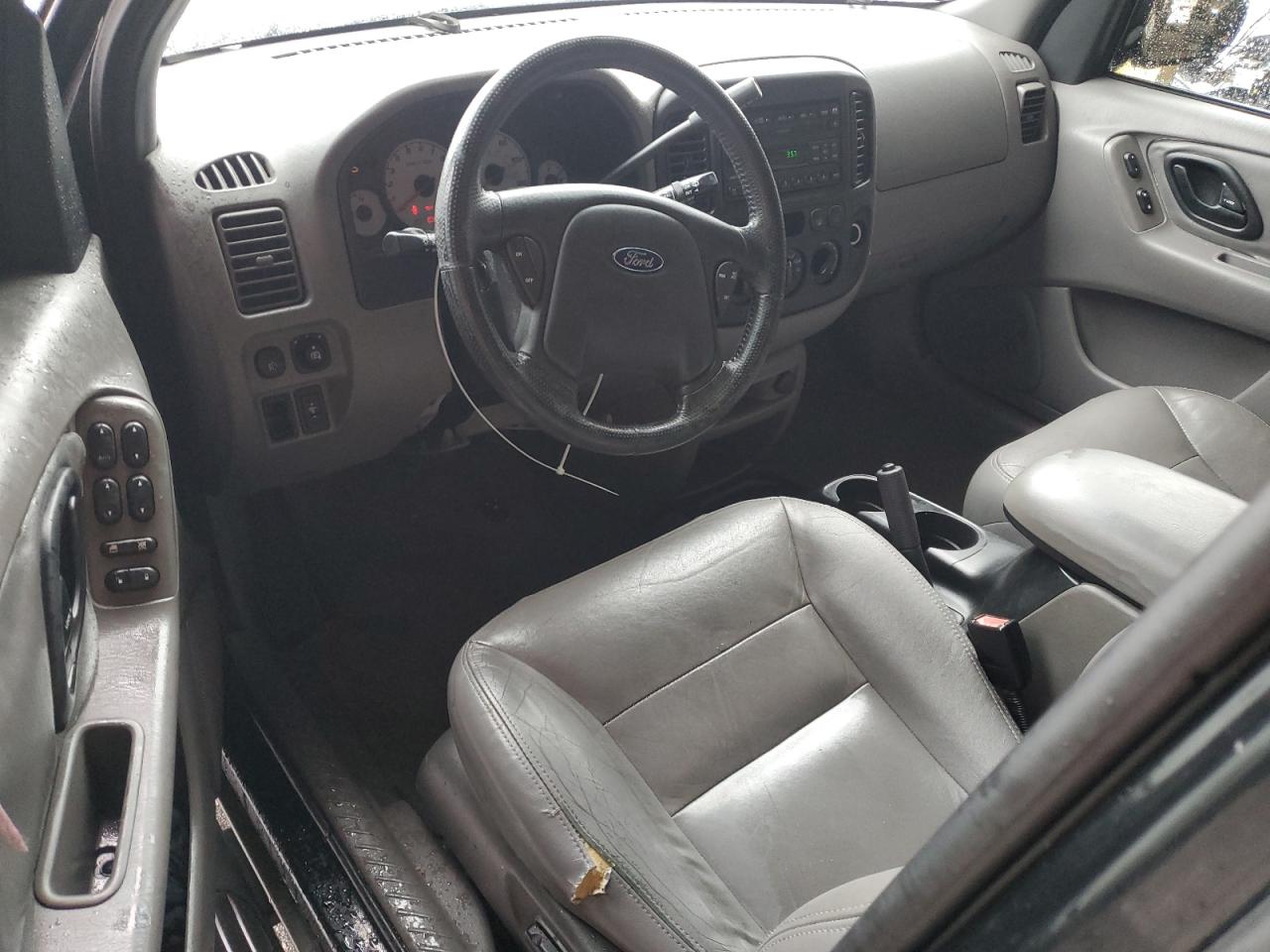 2002 Ford Escape - Image 8