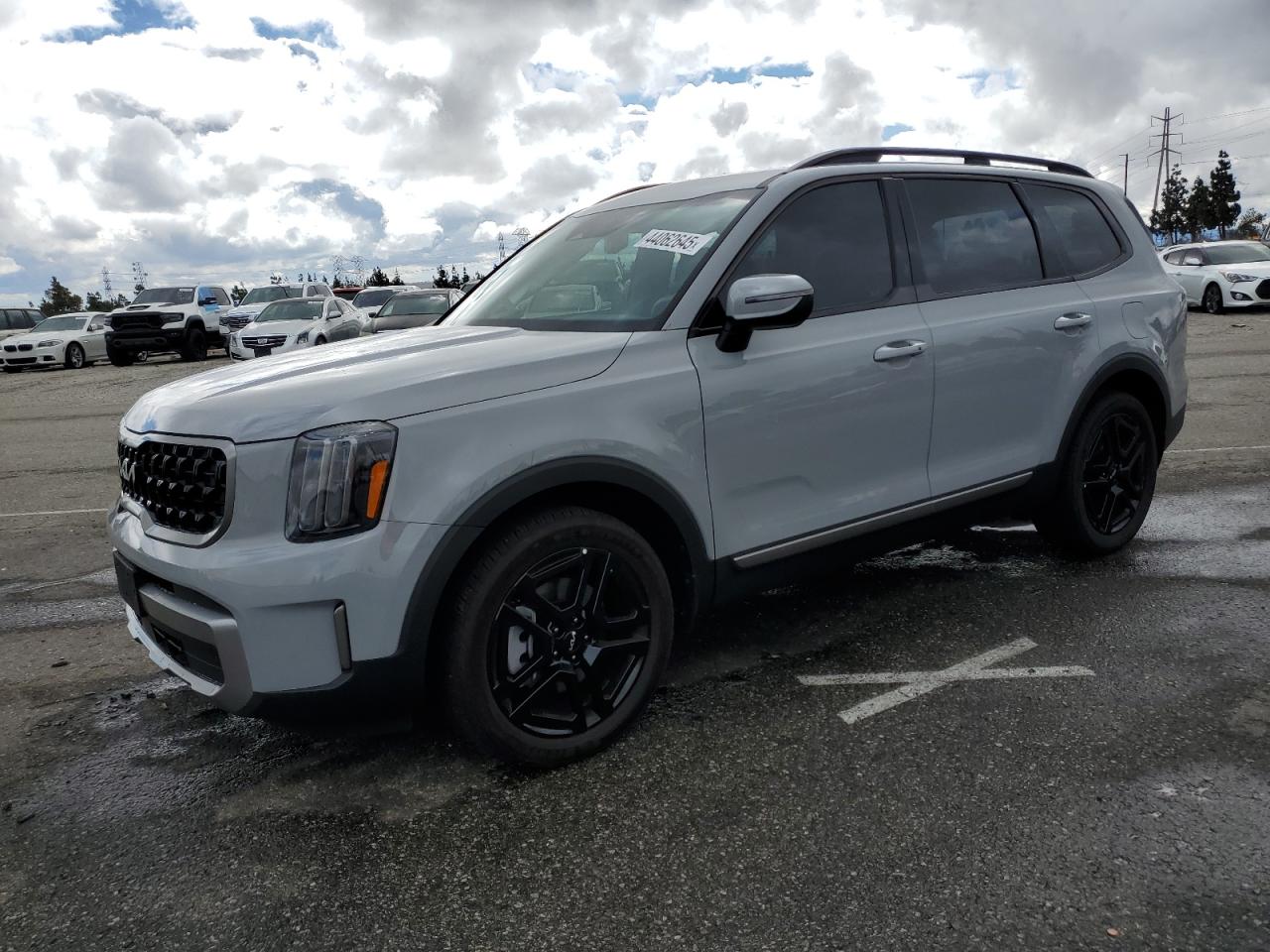 2023 Kia Telluride - Image 1