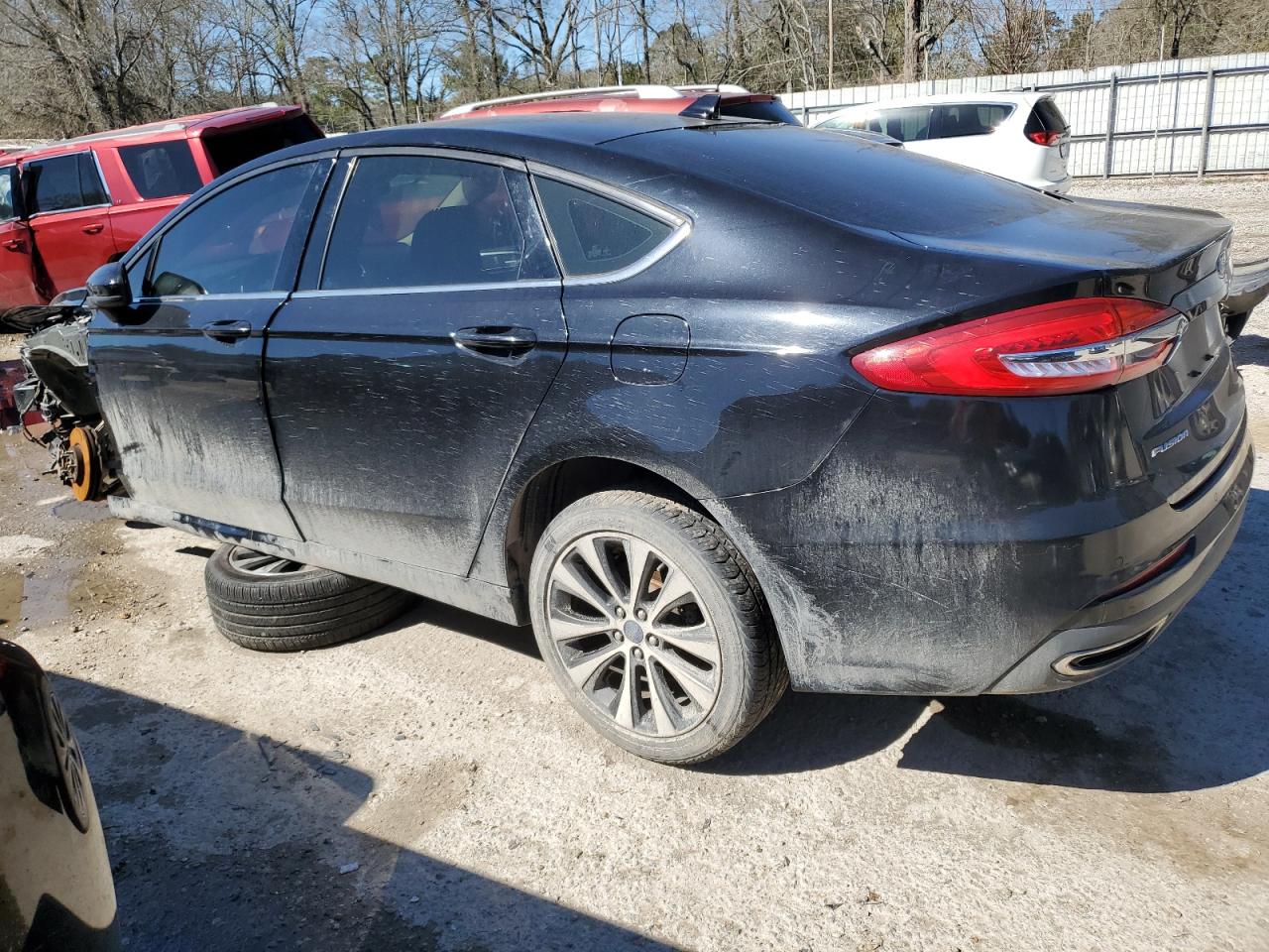 2019 Ford Fusion - Image 2