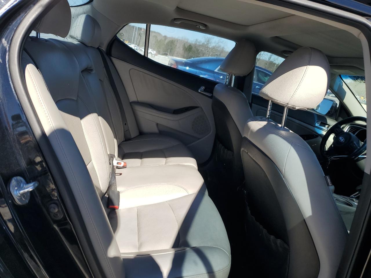 2015 Kia Optima - Image 10