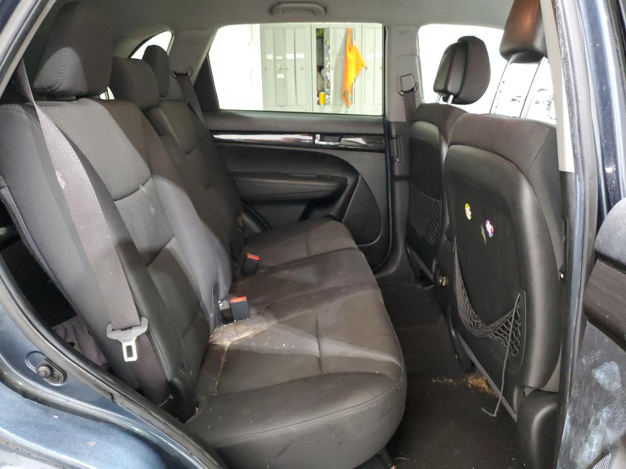 2011 Kia Sorento - Image 11