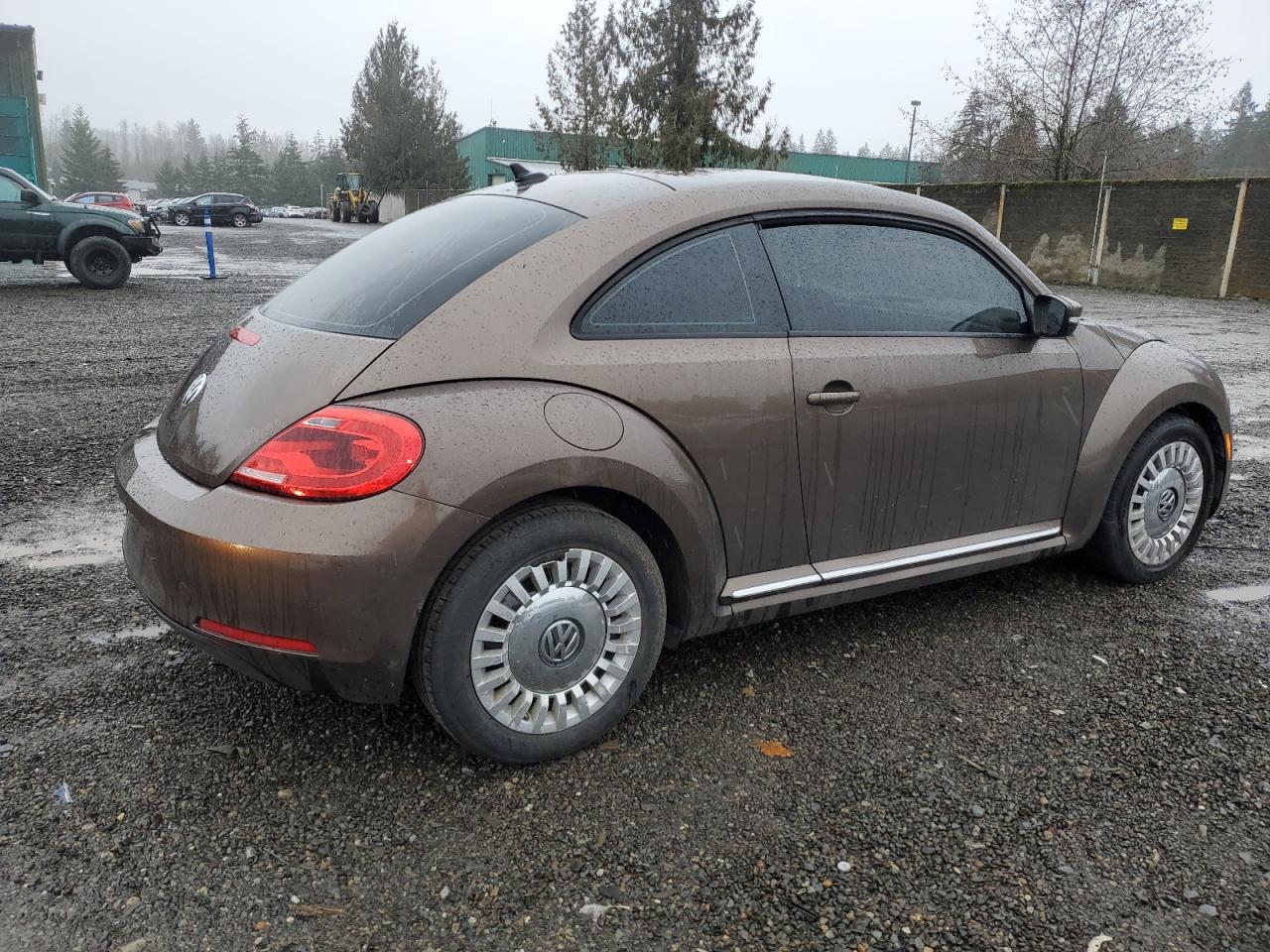 2015 Volkswagen Beetle - Image 3