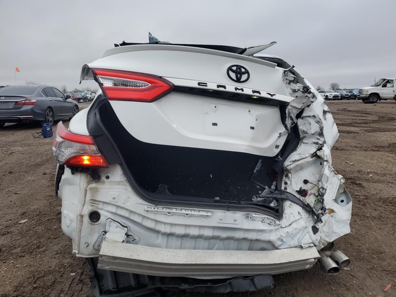 2019 Toyota Camry - Image 6
