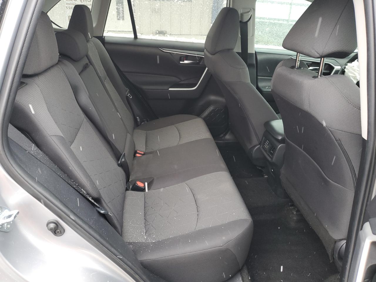 2021 Toyota RAV 4 - Image 12