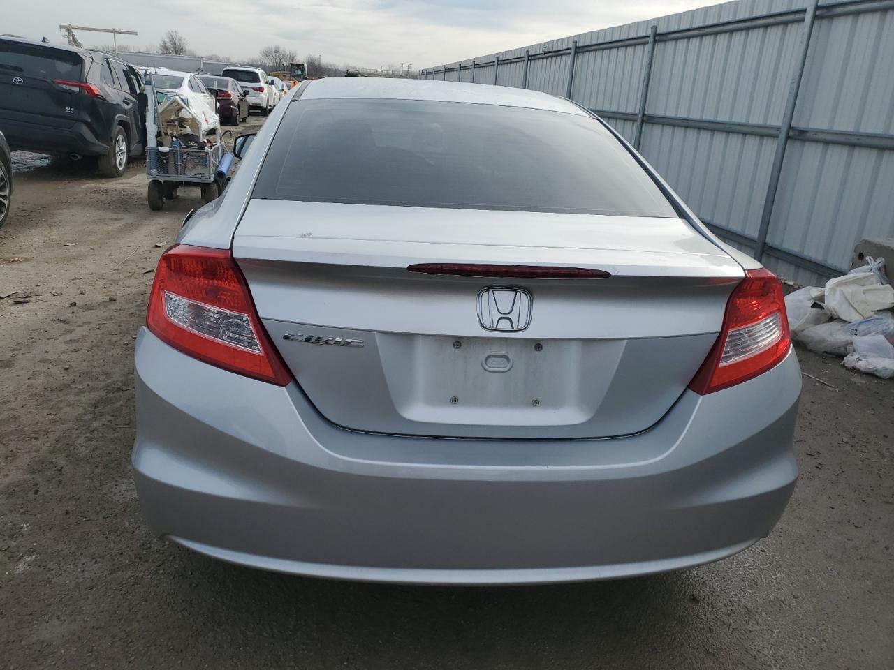 2012 Honda Civic - Image 6