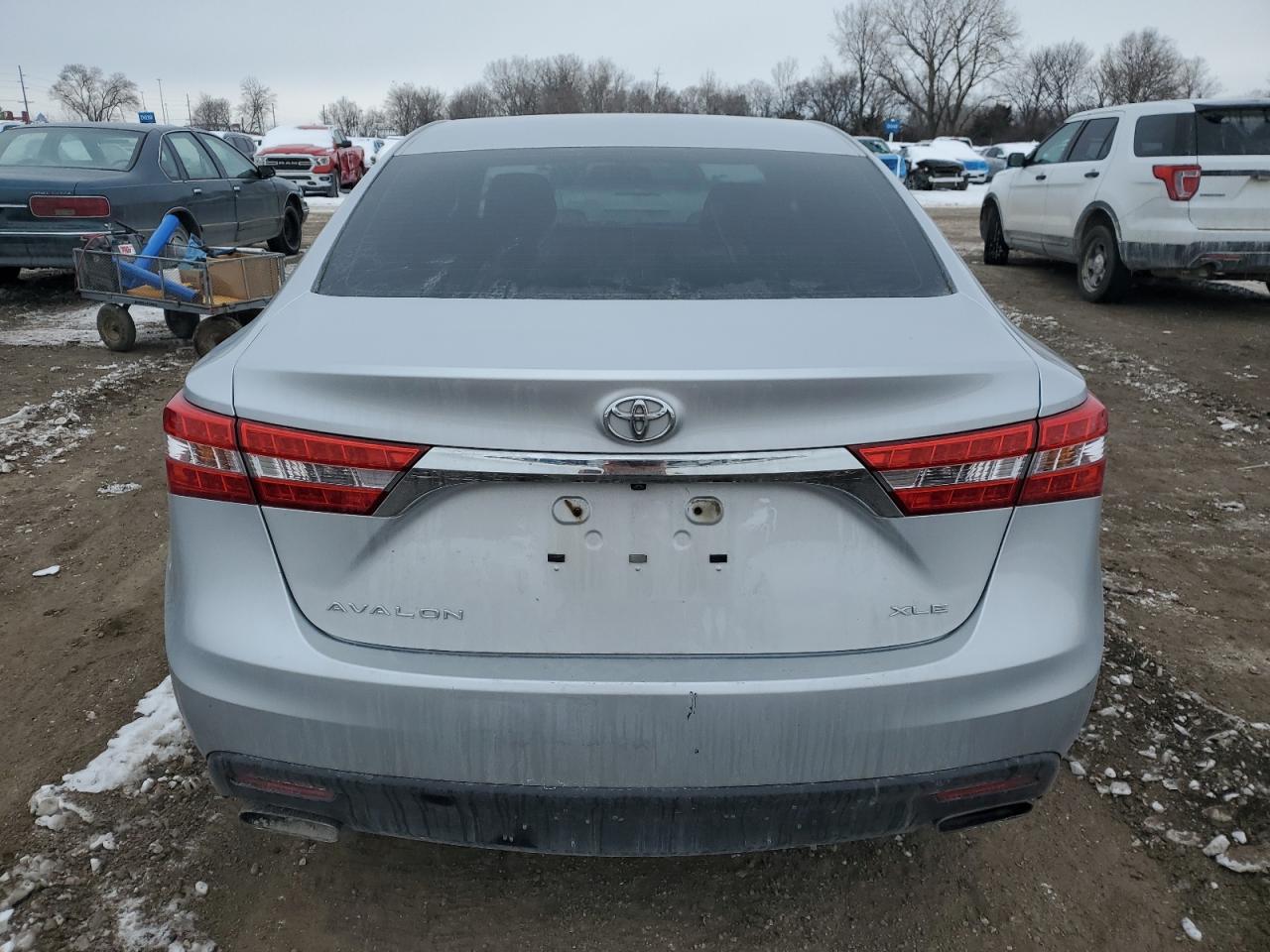 2014 Toyota Avalon - Image 6