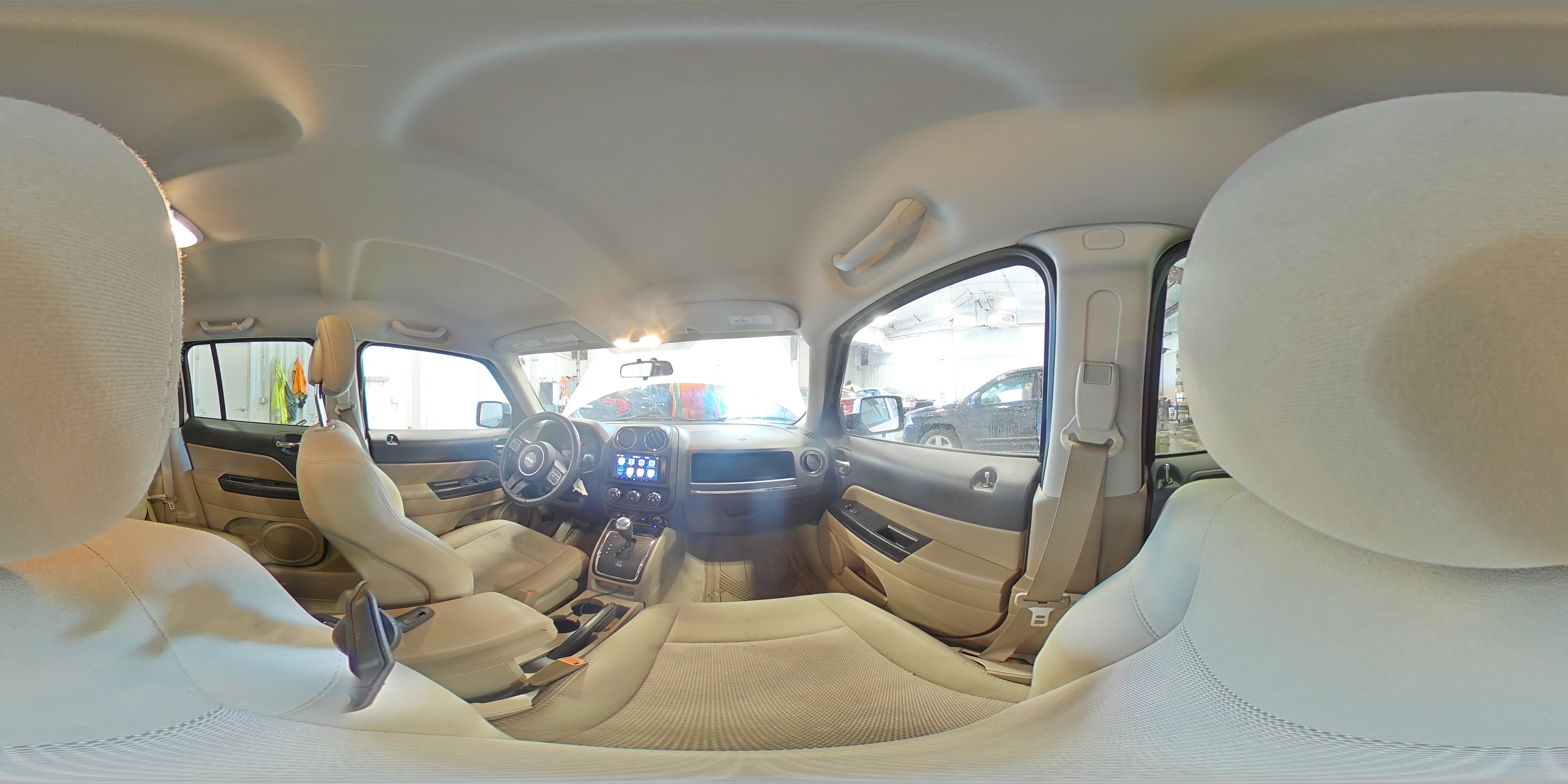 2012 Jeep Liberty (Patriot) - Image 14