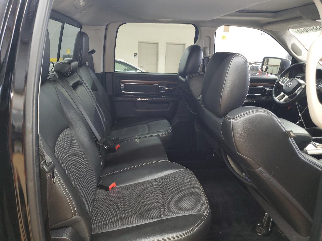2014 RAM 1500 - Image 10