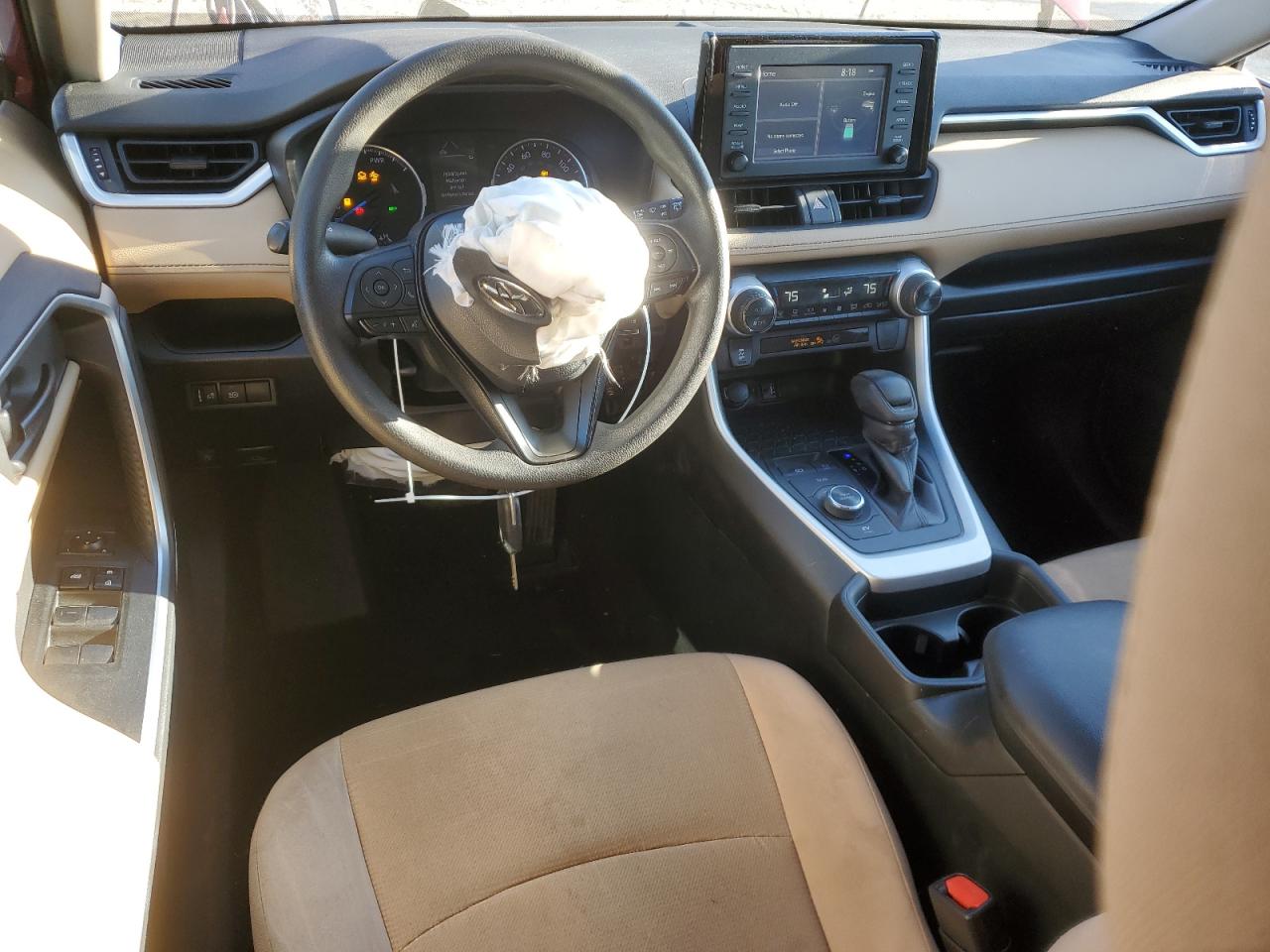 2019 Toyota RAV 4 - Image 8