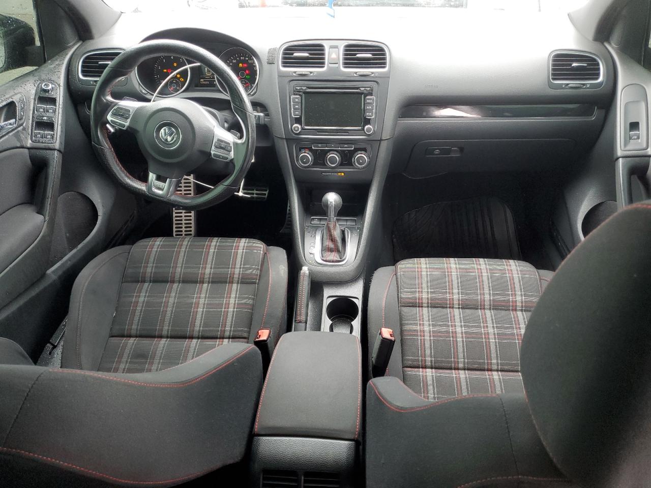 2010 Volkswagen GTI - Image 8