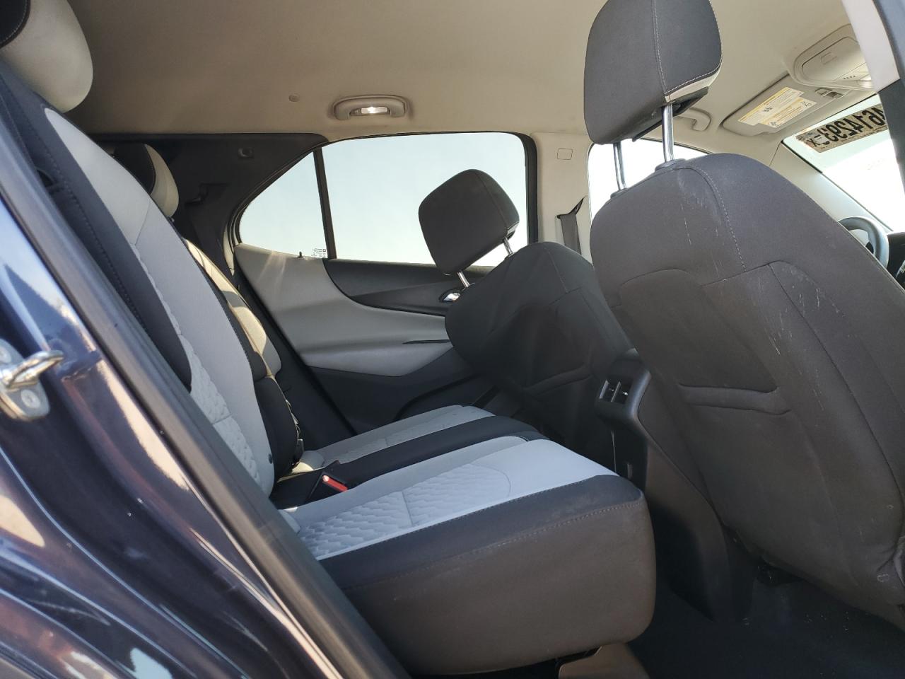 2018 Chevrolet Equinox - Image 11