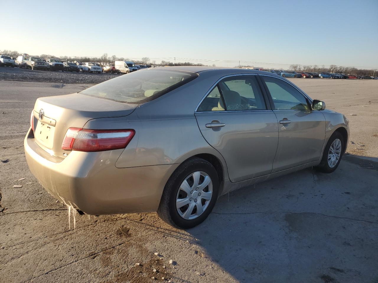 2009 Toyota Camry - Image 3