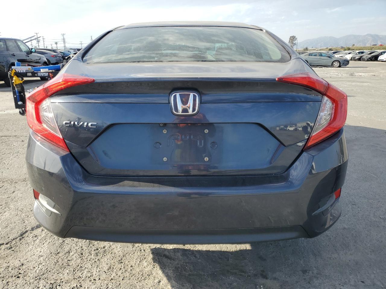 2016 Honda Civic - Image 6