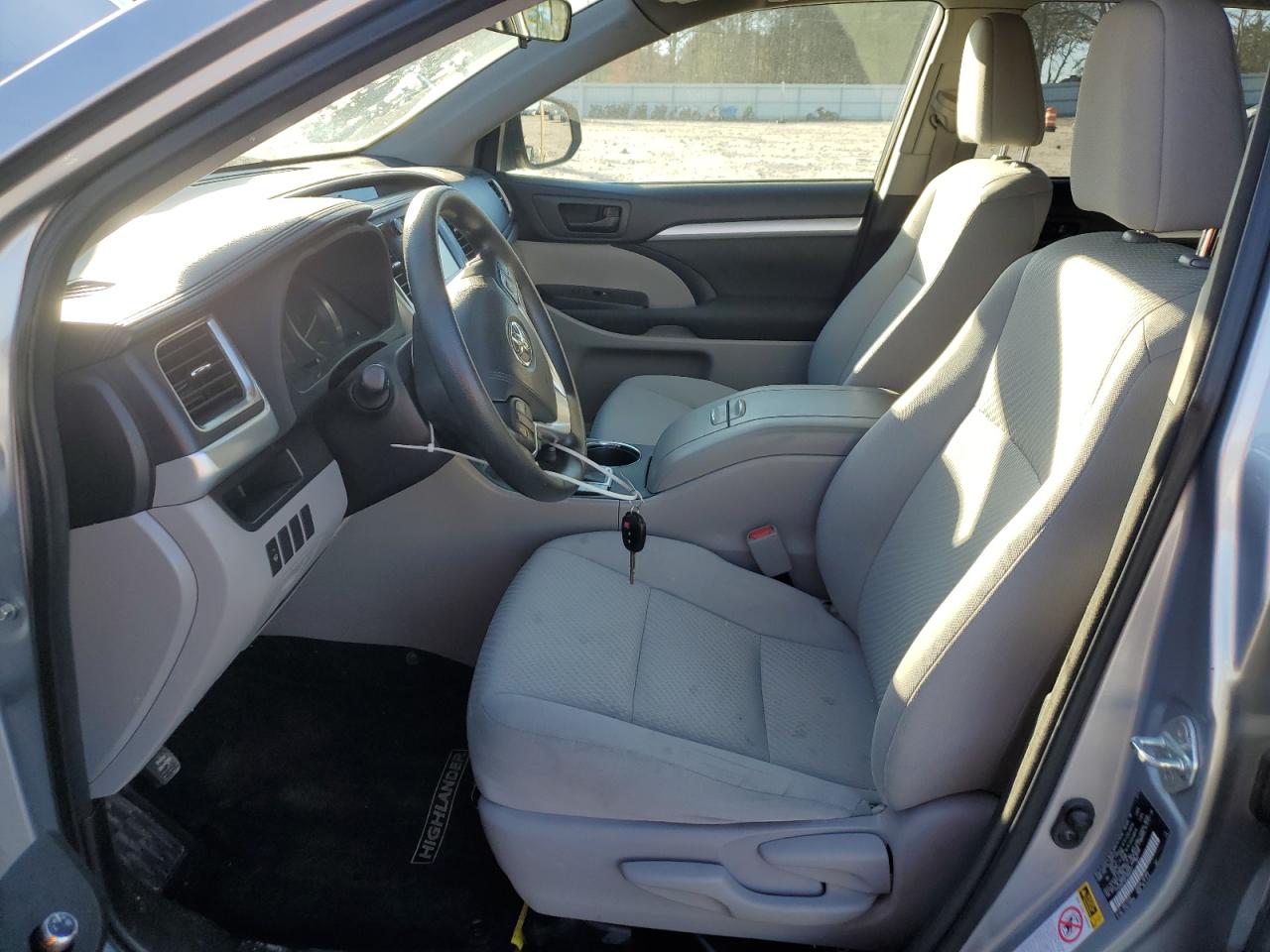 2015 Toyota Highlander - Image 7