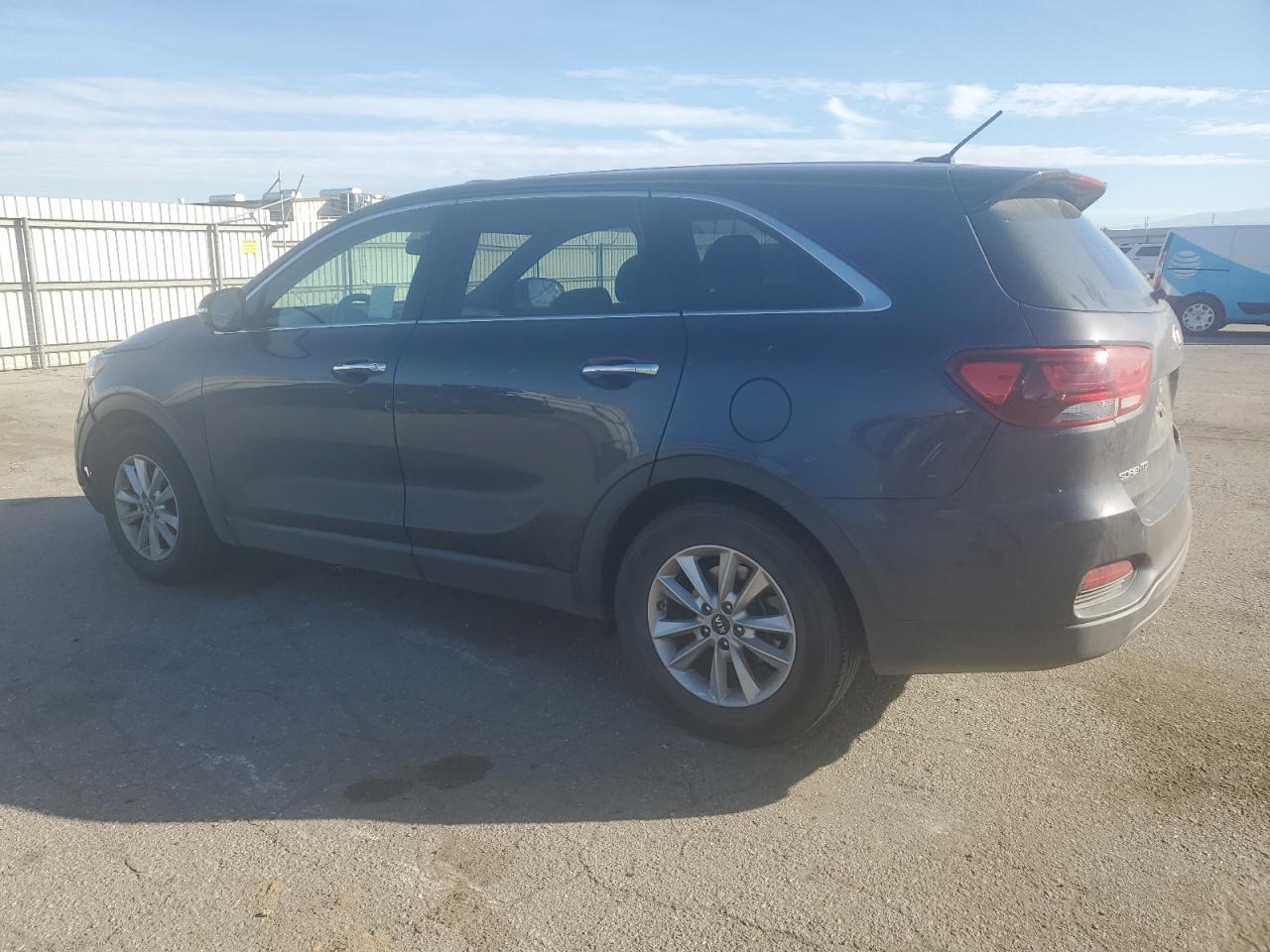 2019 Kia Sorento - Image 2