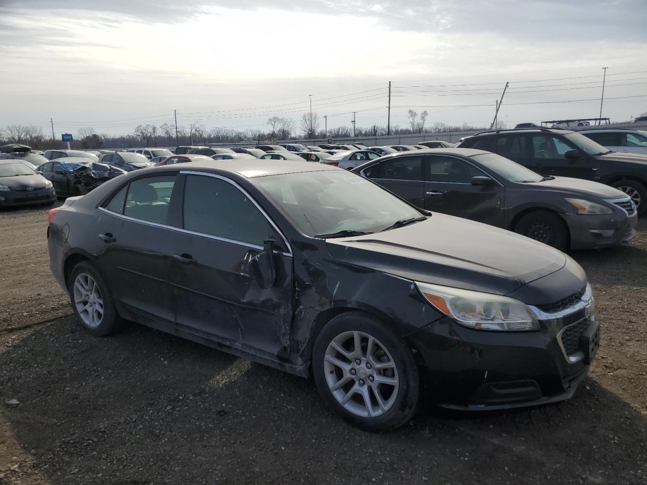 2015 Chevrolet Malibu - Image 4