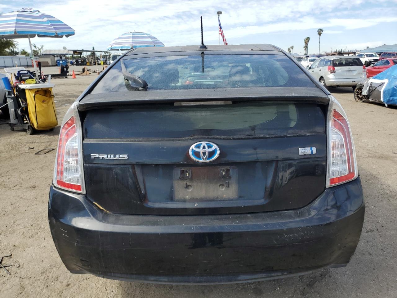 2012 Toyota Prius - Image 6