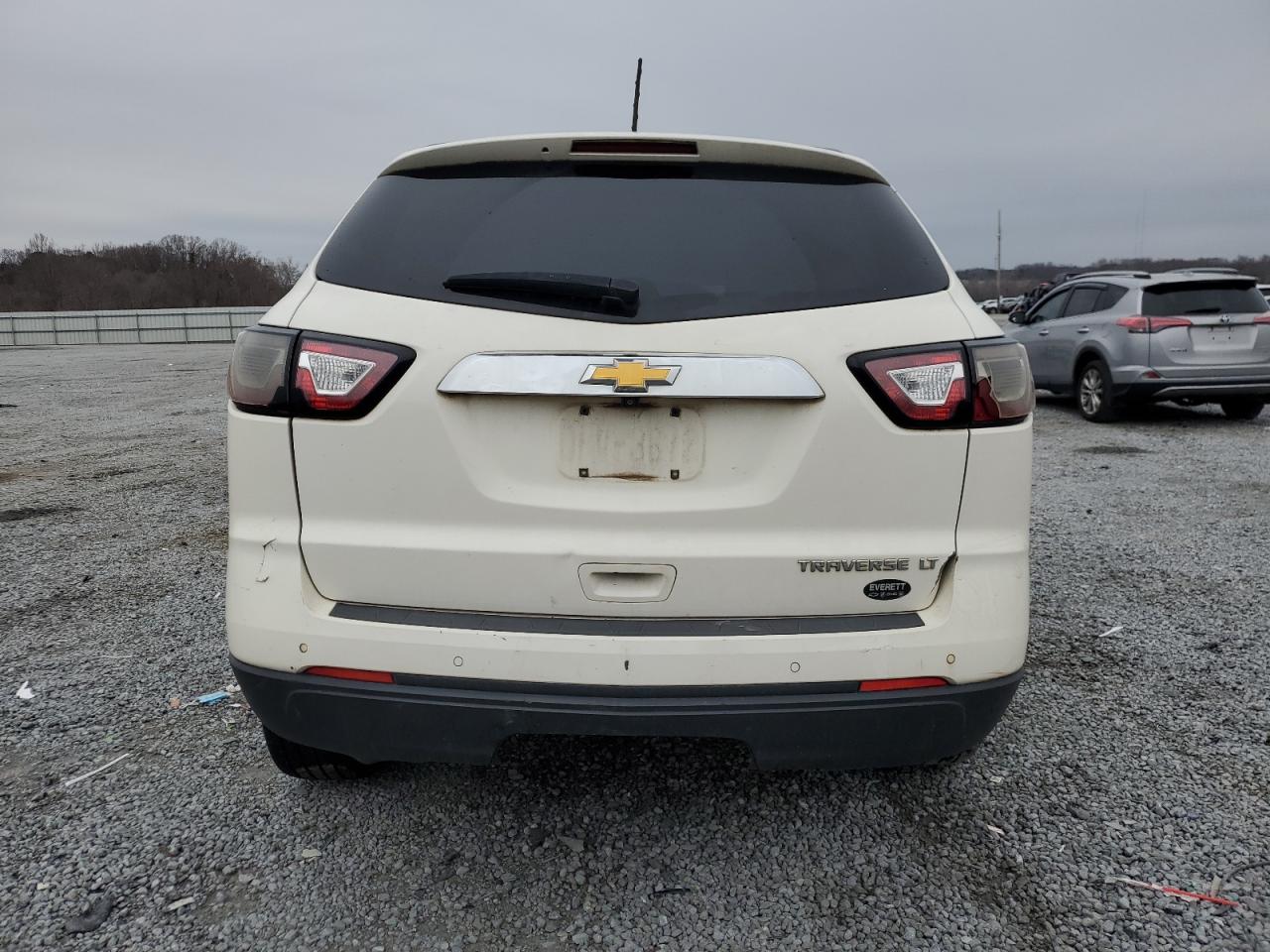 2015 Chevrolet Traverse - Image 6