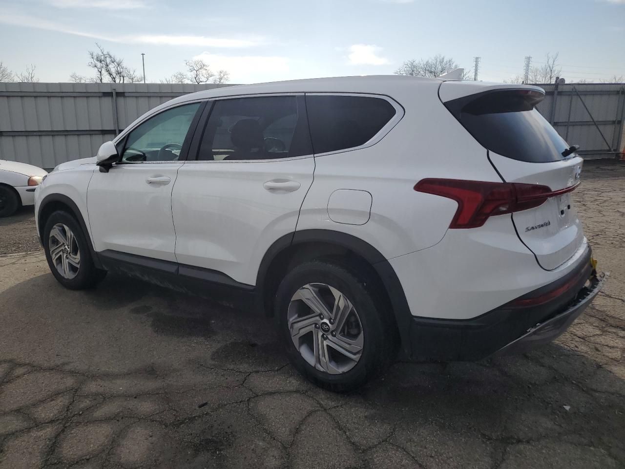 2023 Hyundai Santa Fe - Image 2