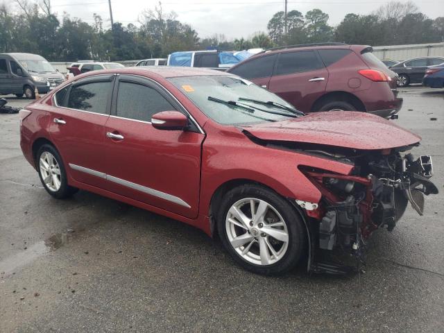  NISSAN ALTIMA 2015 Красный