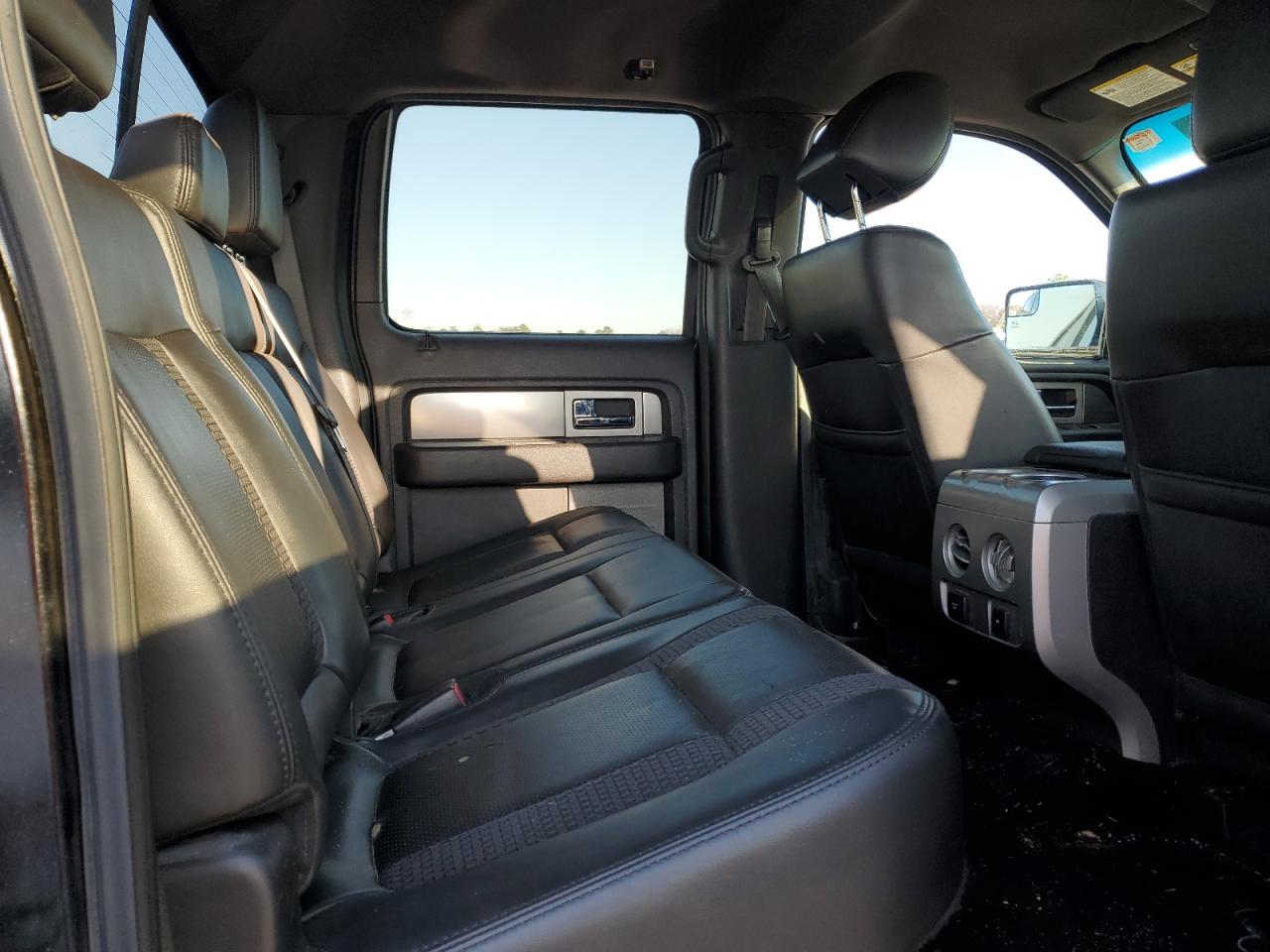 2013 Ford F-150 - Image 10