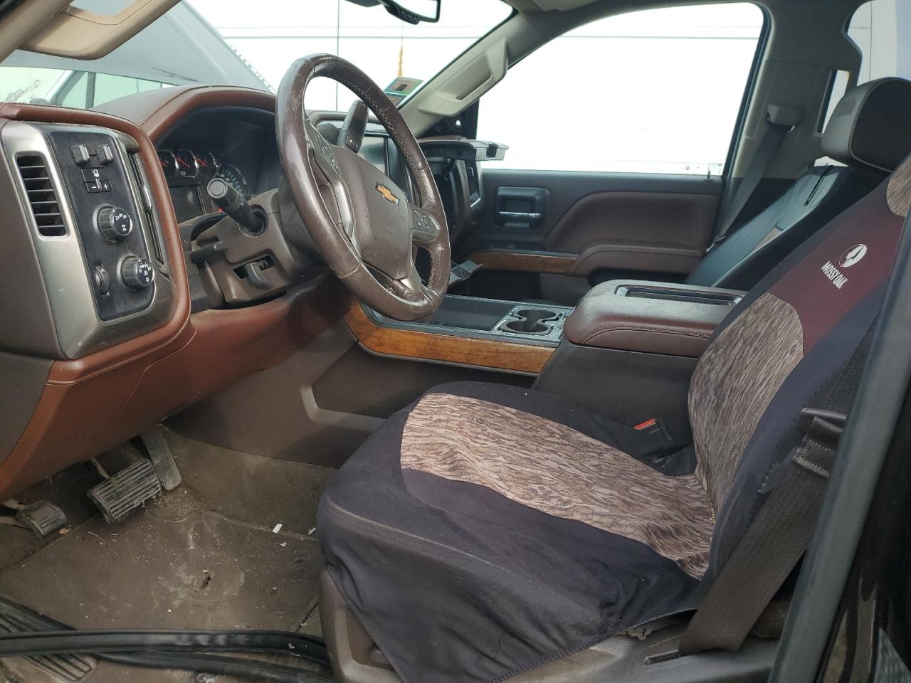 2018 Chevrolet Silverado - Image 7
