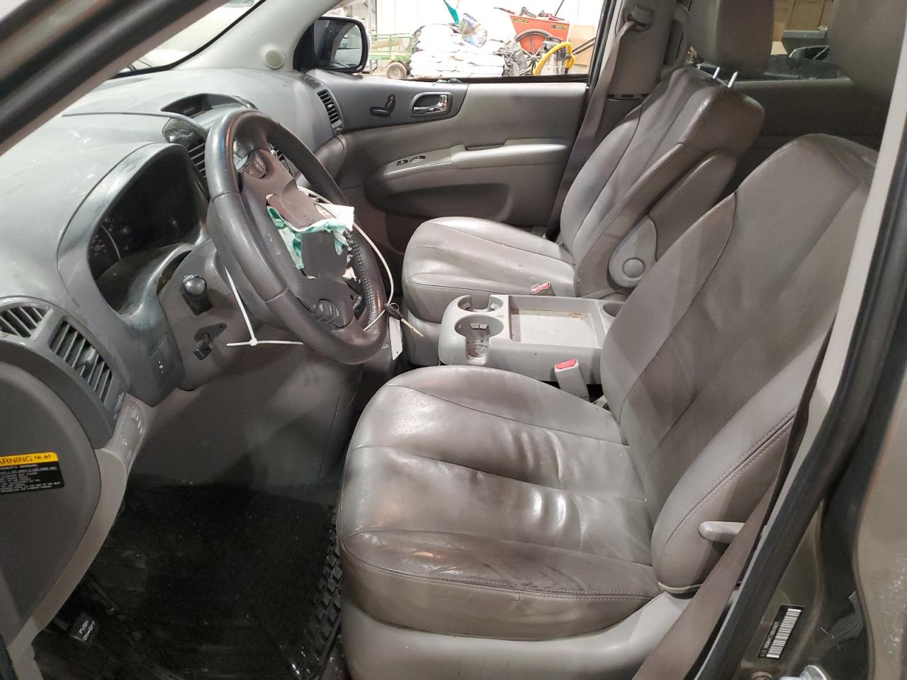 2011 Kia Sedona - Image 7