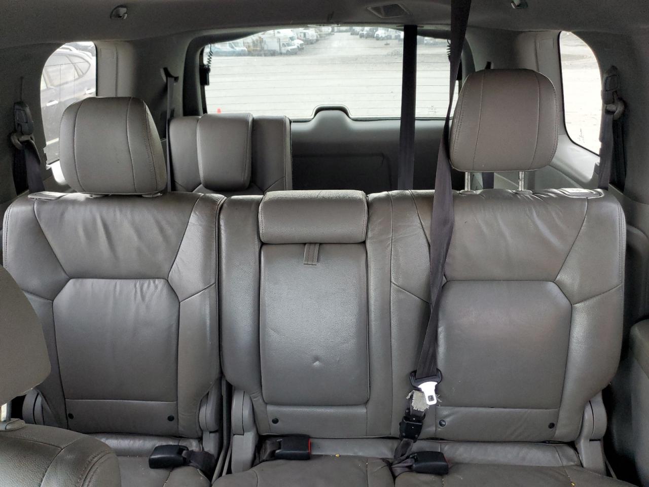 2012 Honda Pilot - Image 10