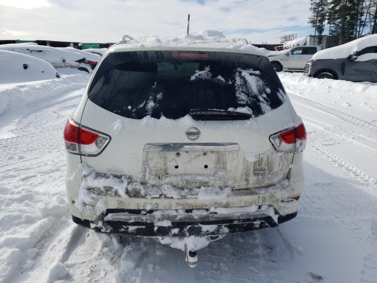2014 Nissan Pathfinder - Image 6