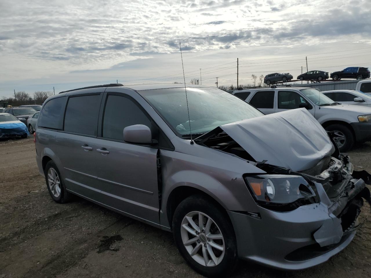2016 Dodge Caravan - Image 4