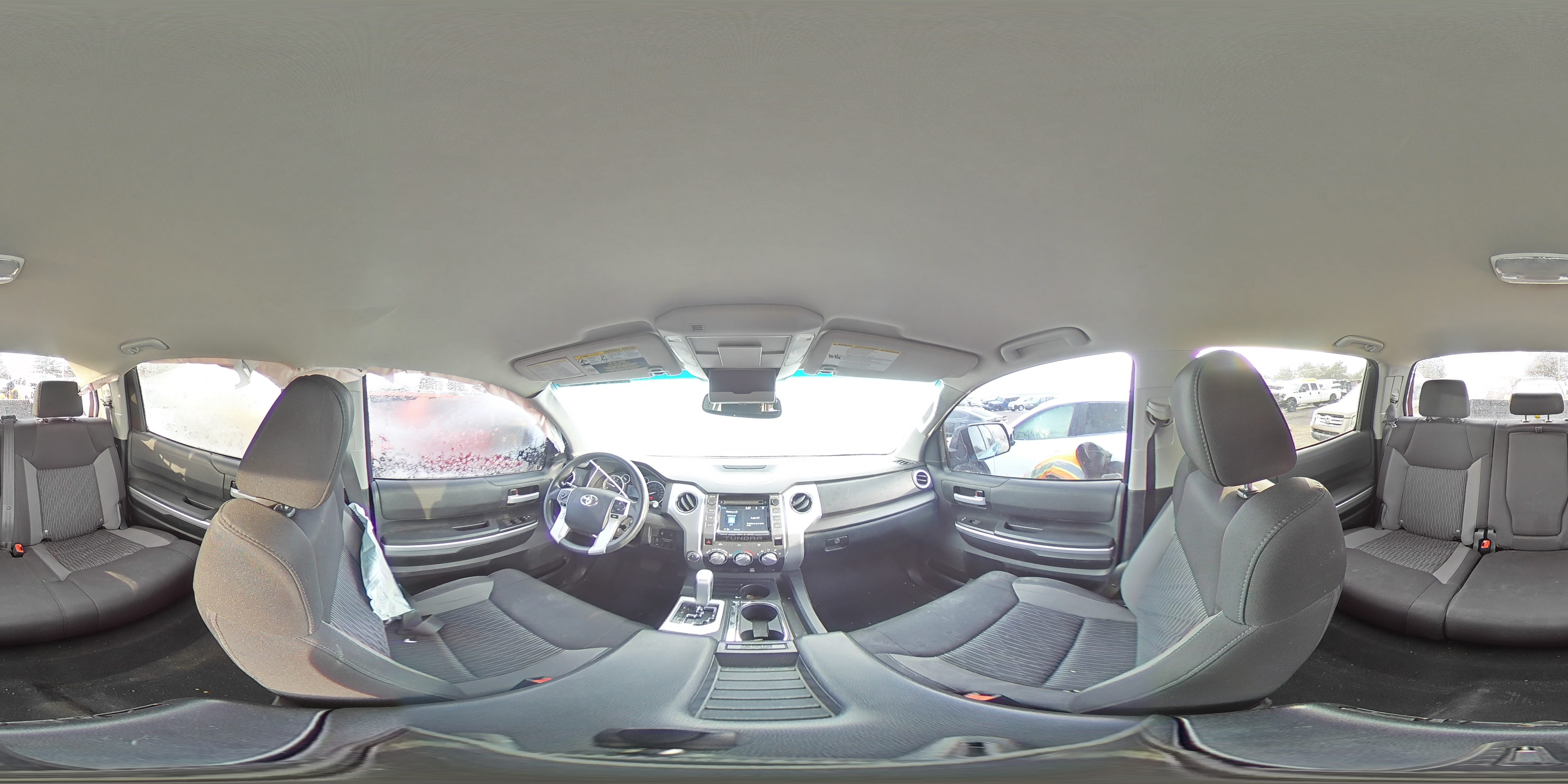 2016 Toyota Tundra - Image 13