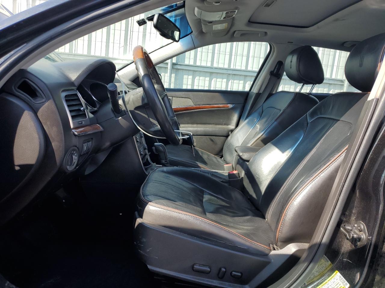 2011 Lincoln MKZ - Image 7