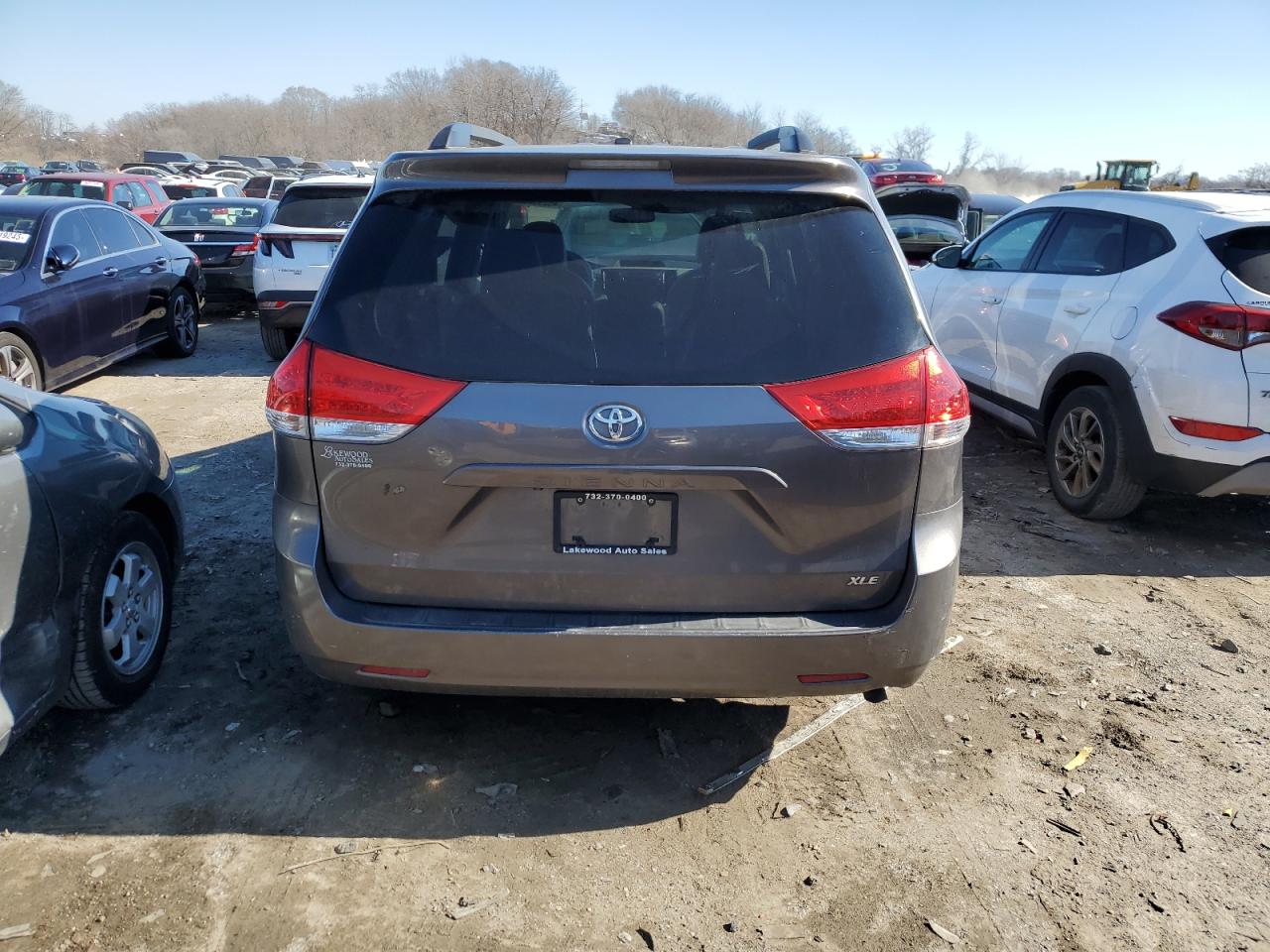 2014 Toyota Sienna - Image 6