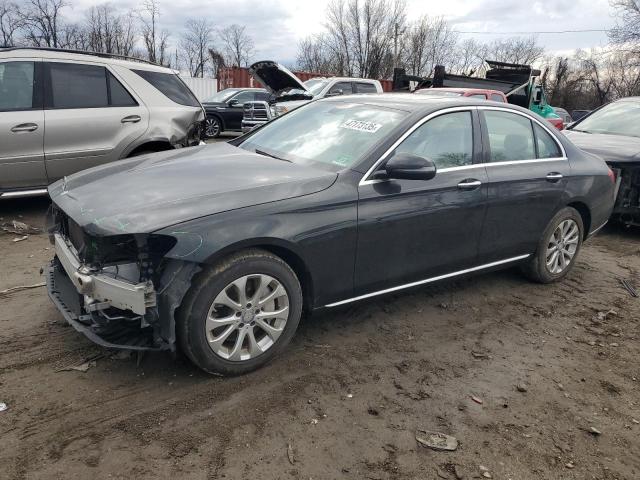 Sedans MERCEDES-BENZ E-CLASS 2017 Czarny