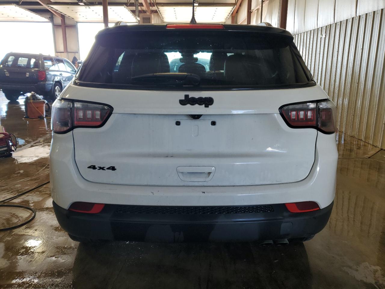 2022 Jeep Compass - Image 6