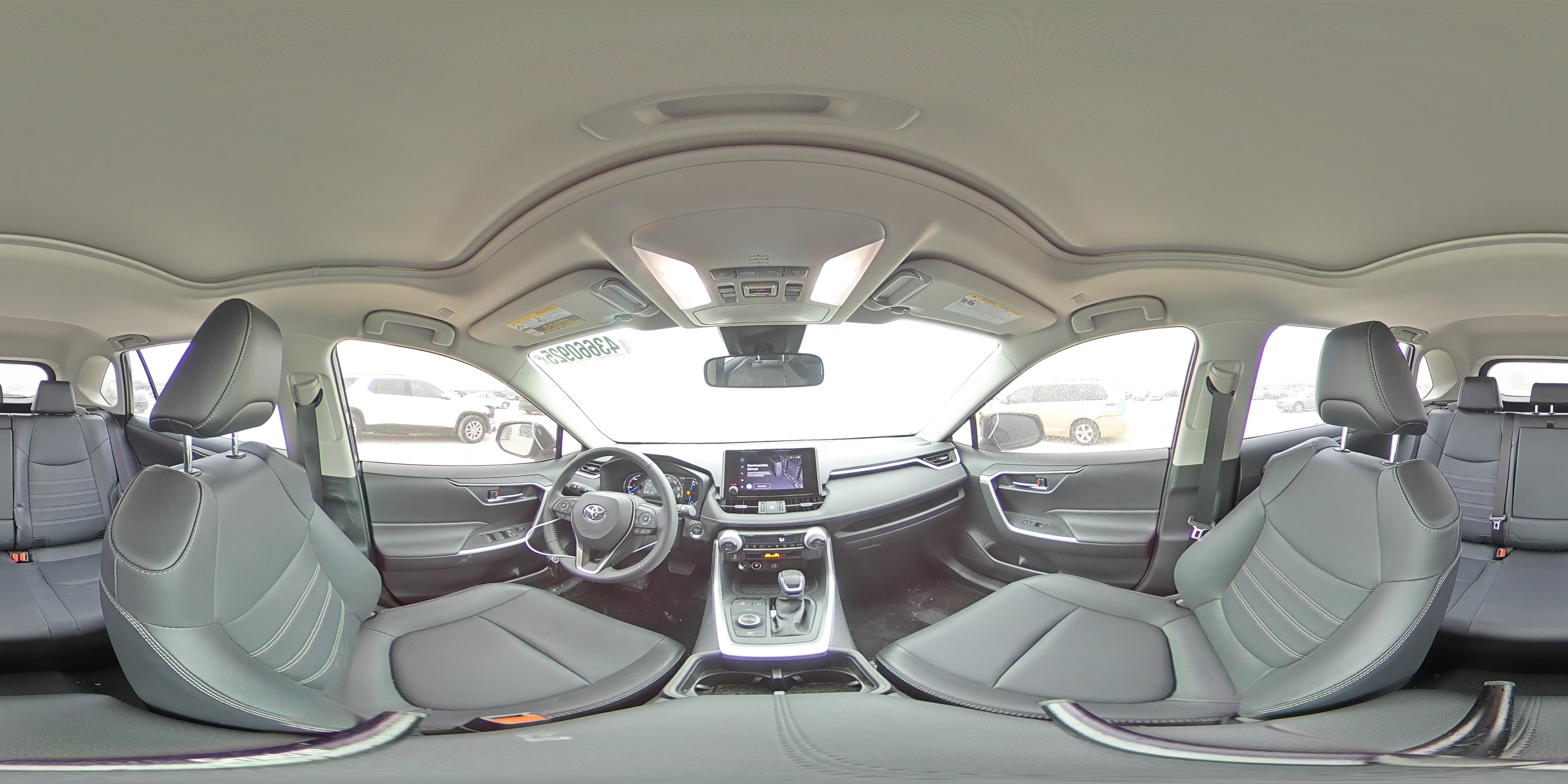 2024 Toyota RAV 4 - Image 13