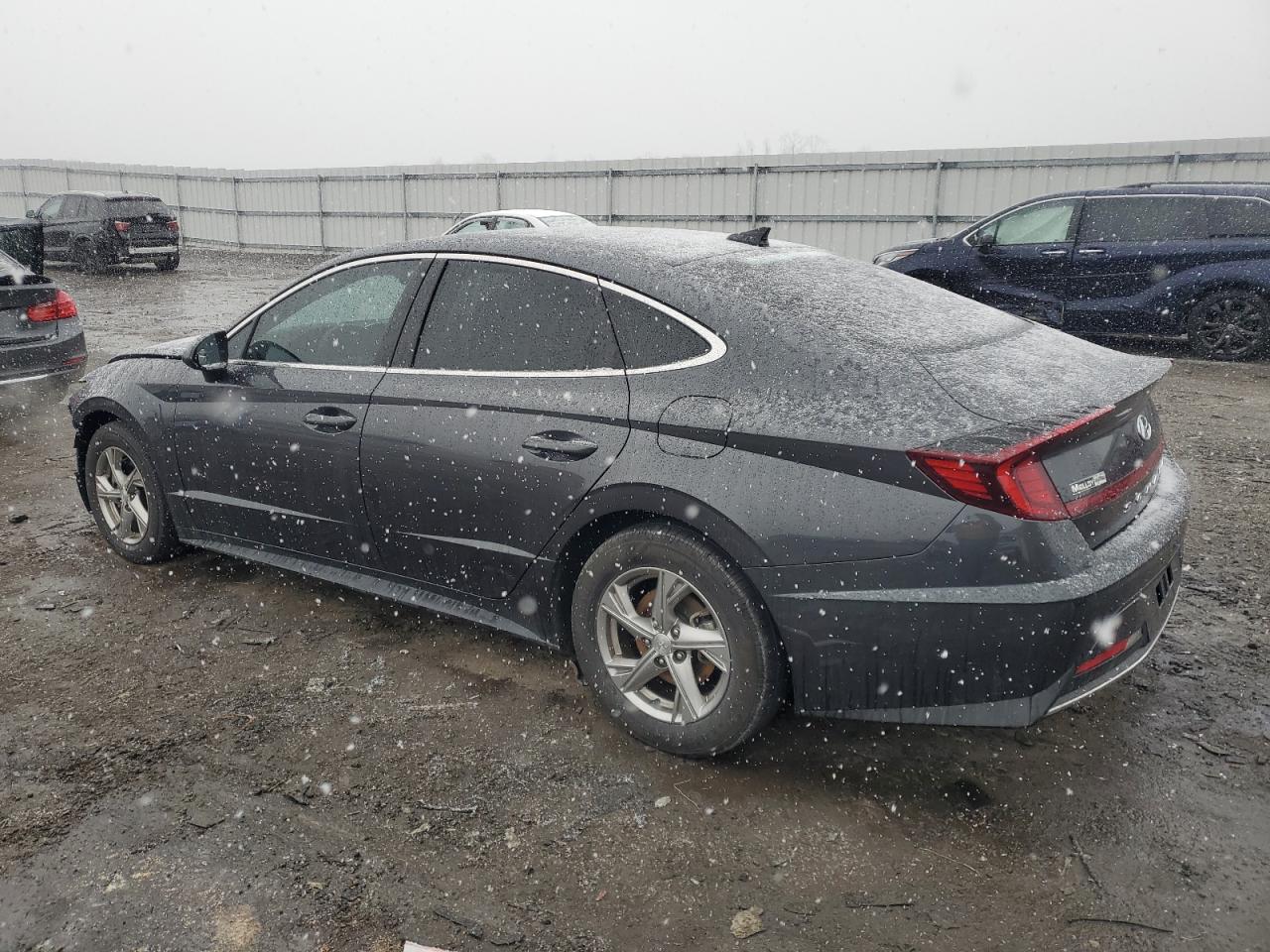 2022 Hyundai Sonata - Image 2