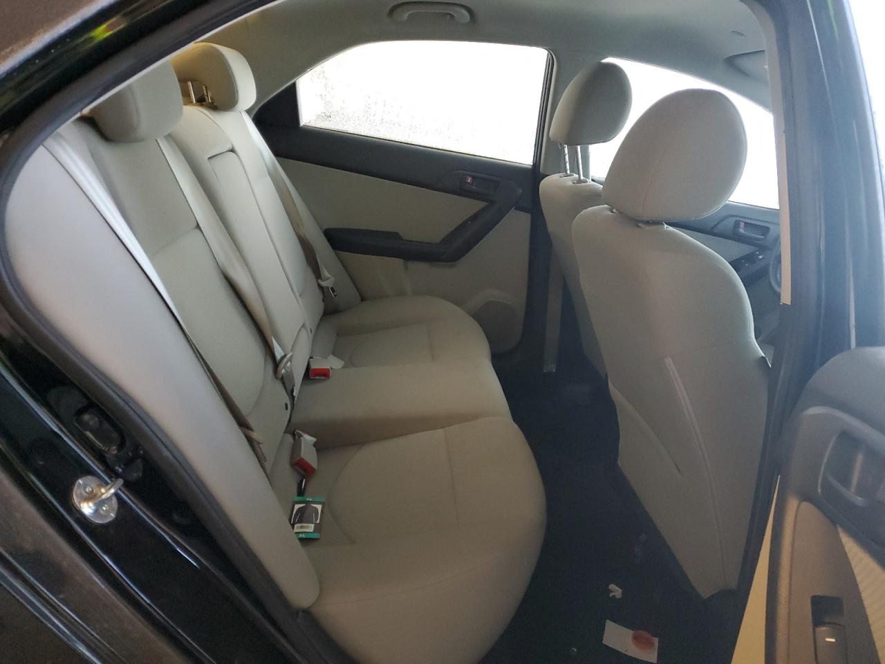 2010 Kia Forte - Image 10