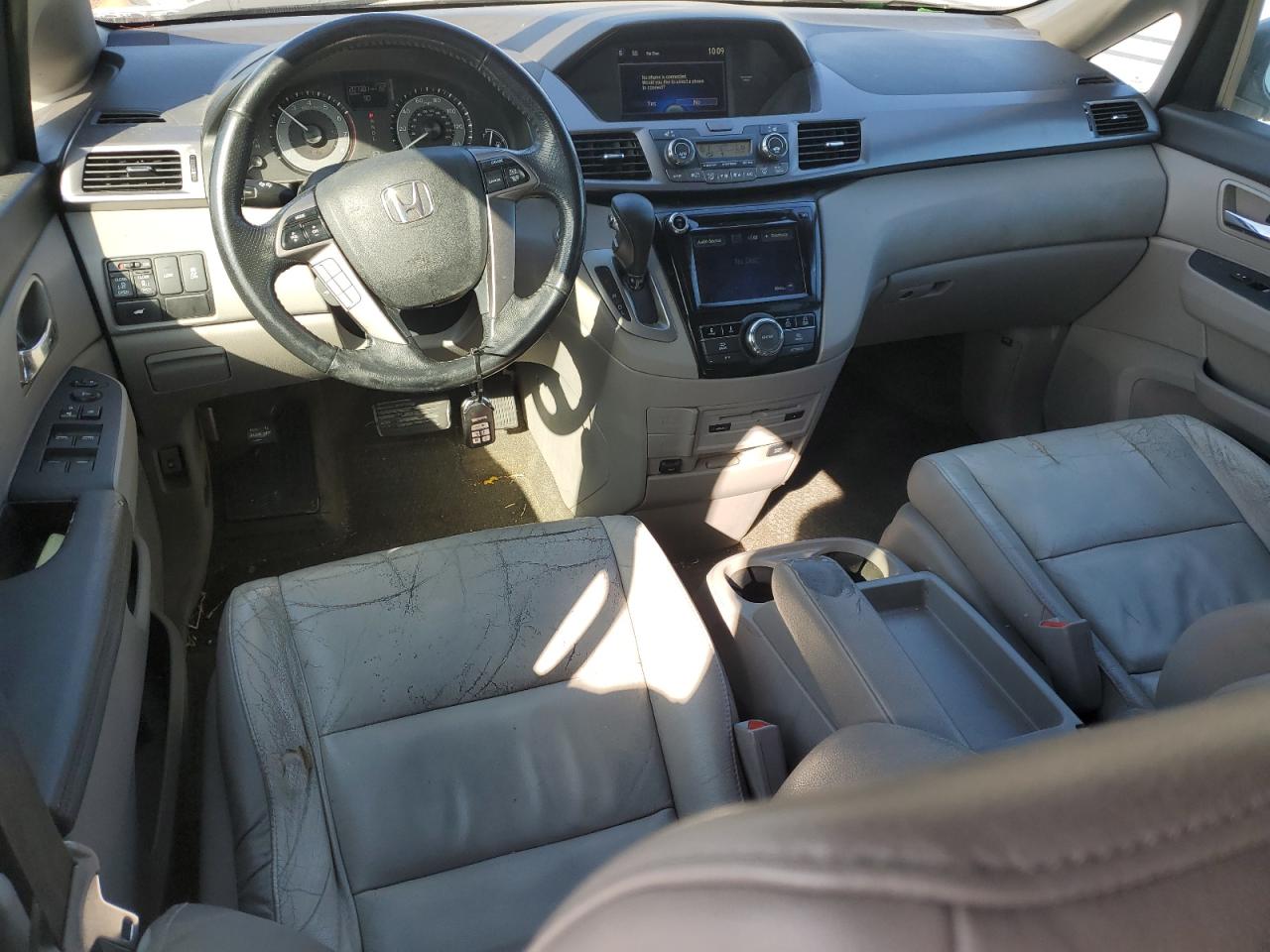 2014 Honda Odyssey - Image 8