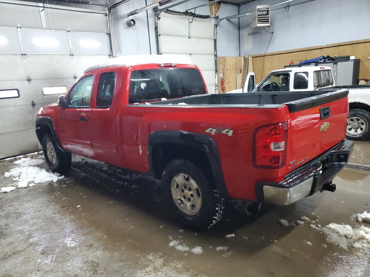 2012 Chevrolet Silverado - Image 2