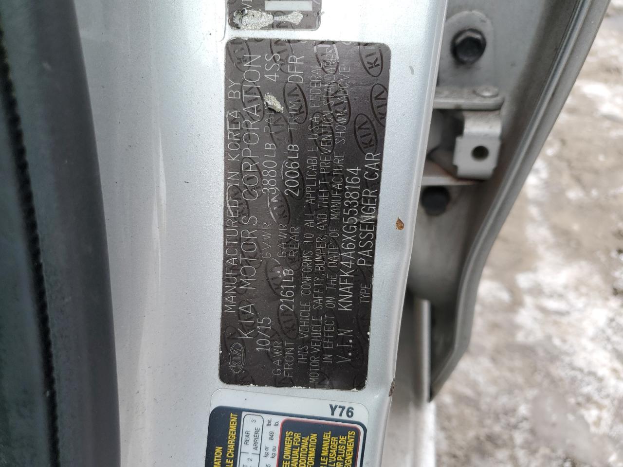 2016 Kia Forte - Image 12