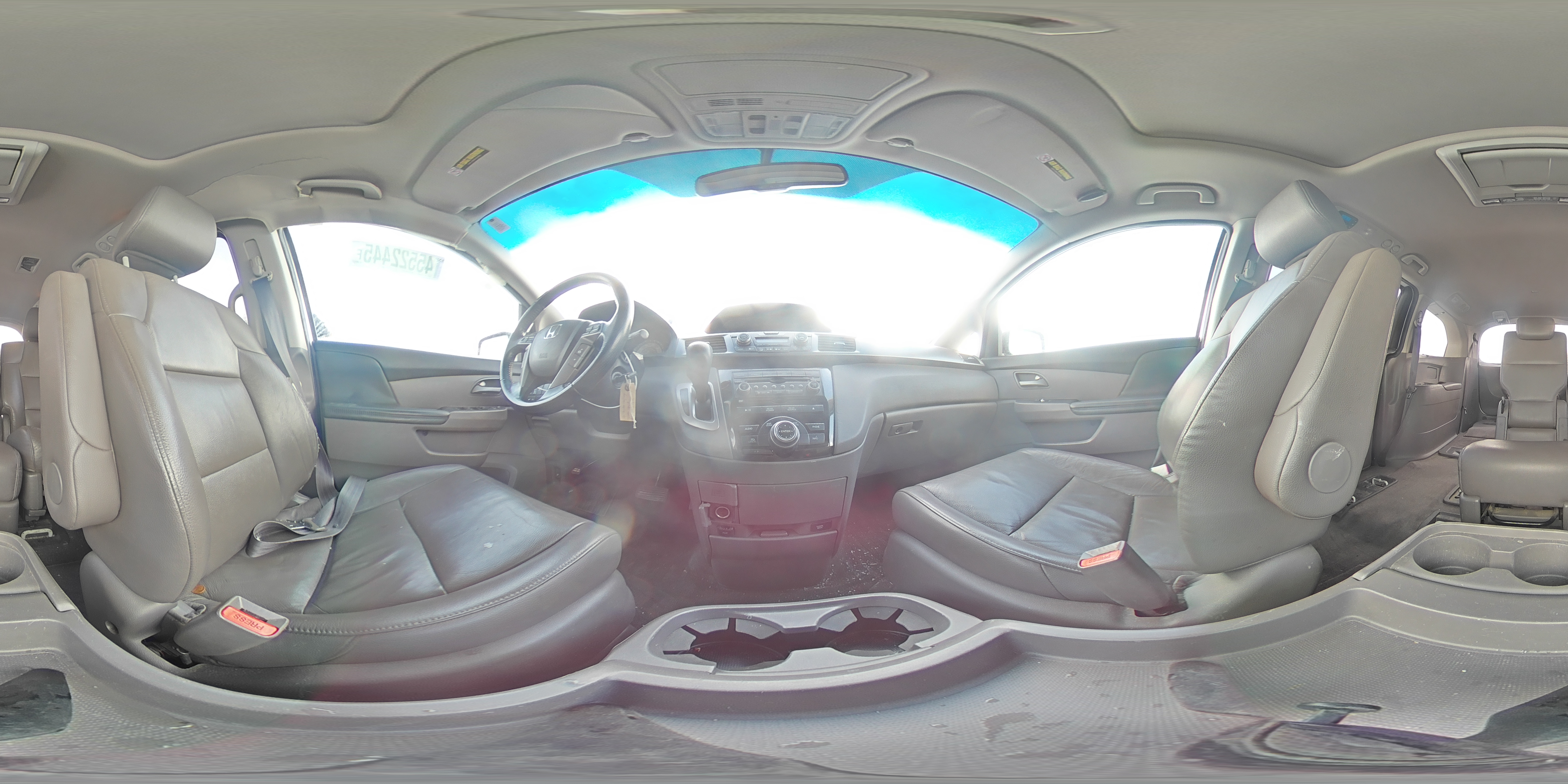 2012 Honda Odyssey - Image 15