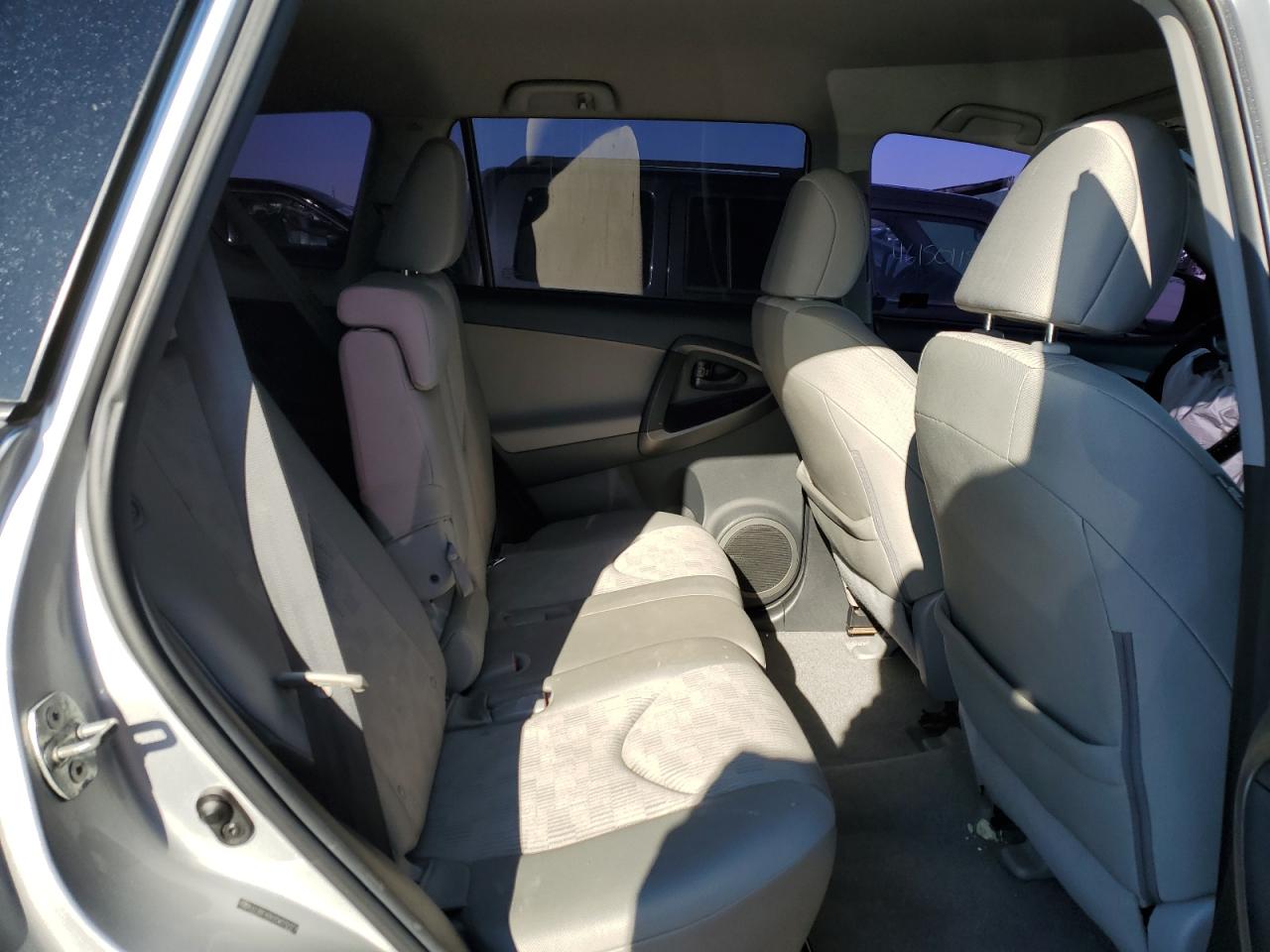 2012 Toyota RAV 4 - Image 10