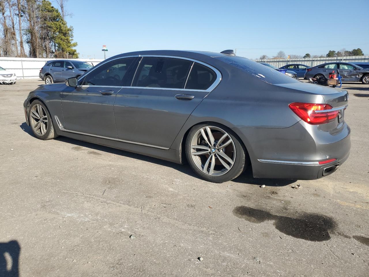 2016 BMW 7er - Image 2