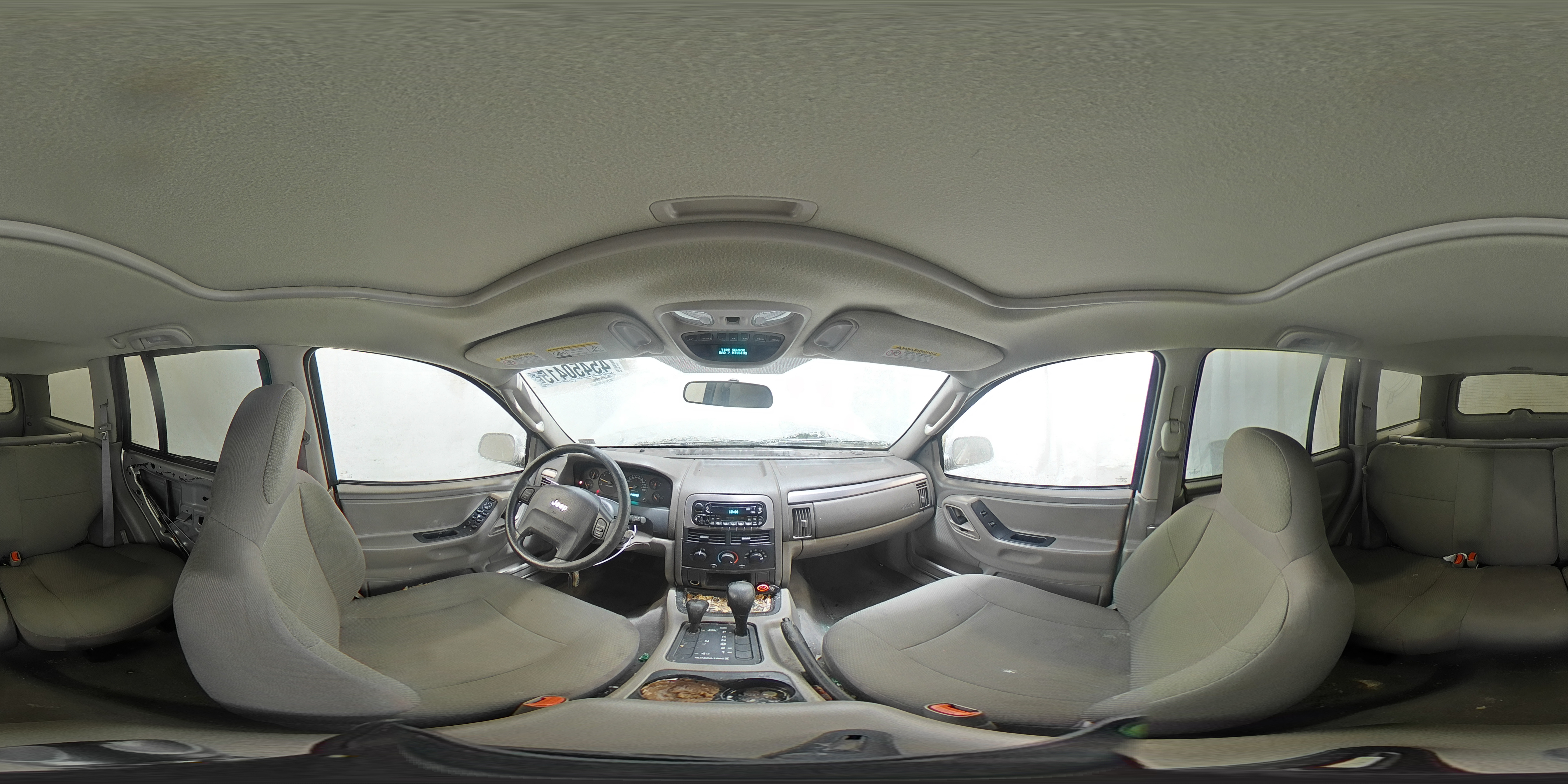 2004 Jeep Grand Cherokee - Image 14