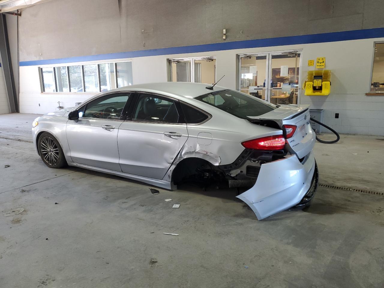 2015 Ford Fusion - Image 2