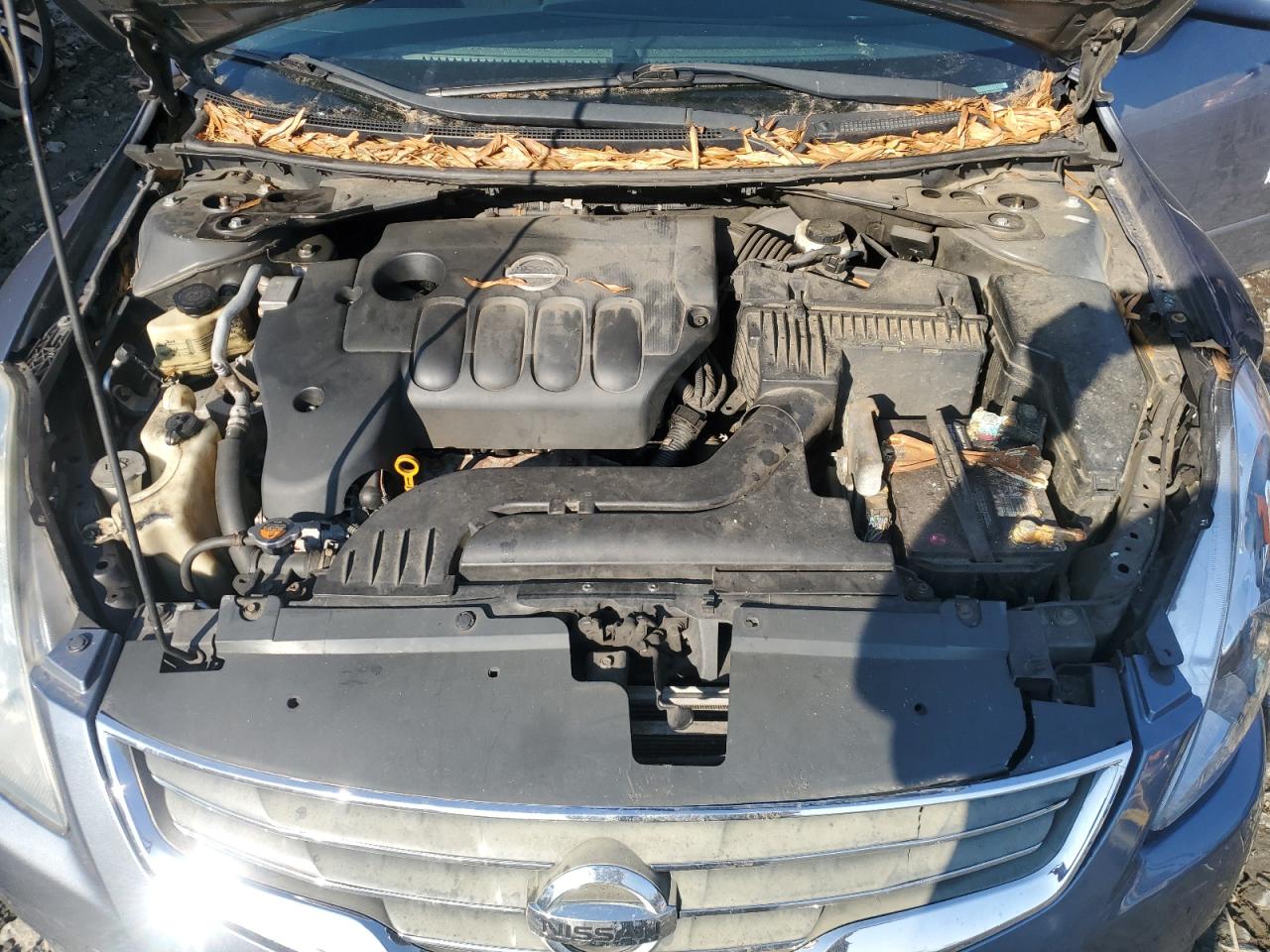 2010 Nissan Altima - Image 11