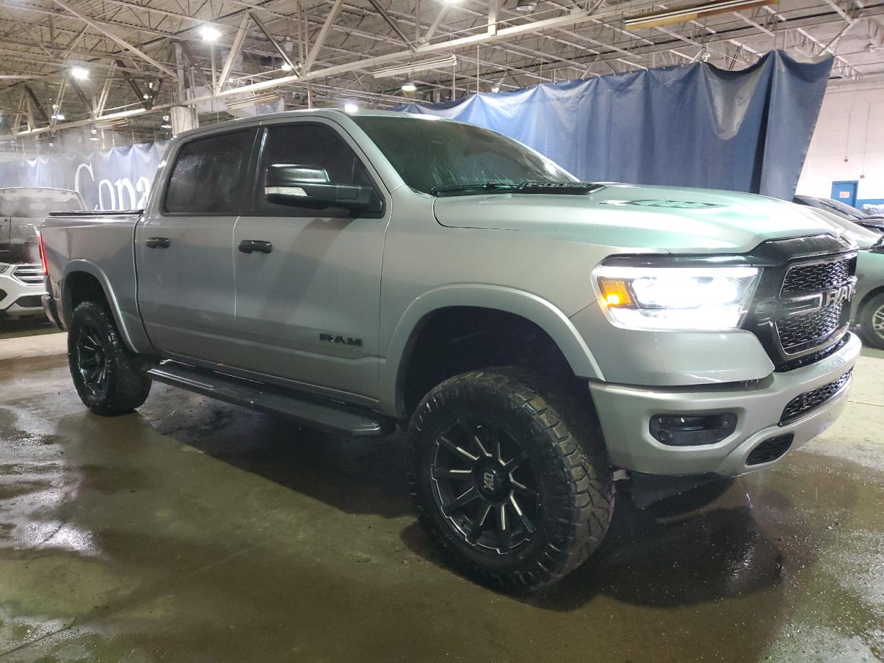 2021 RAM 1500 - Image 4