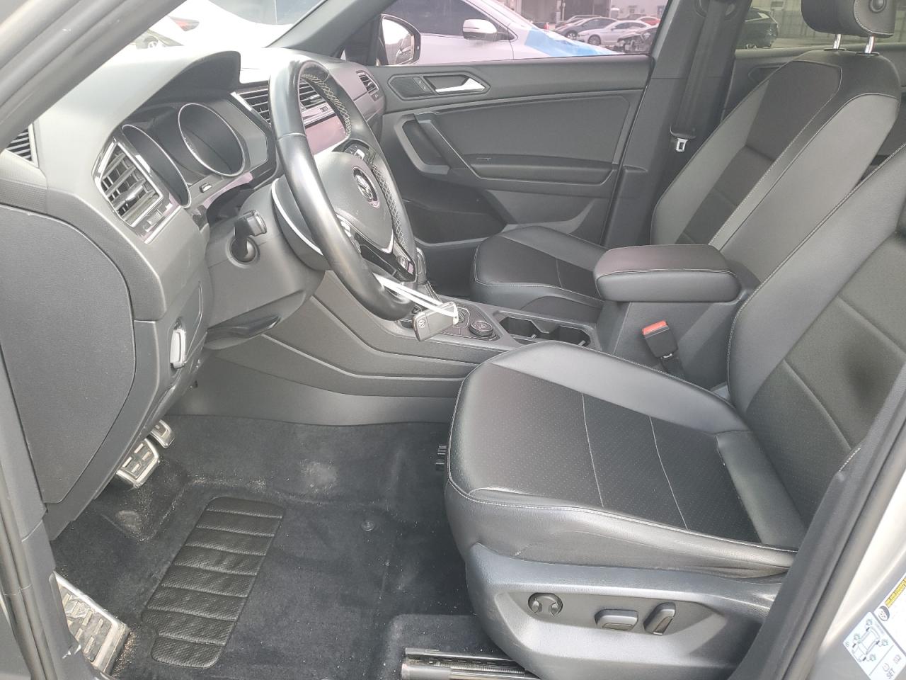 2021 Volkswagen Tiguan - Image 7